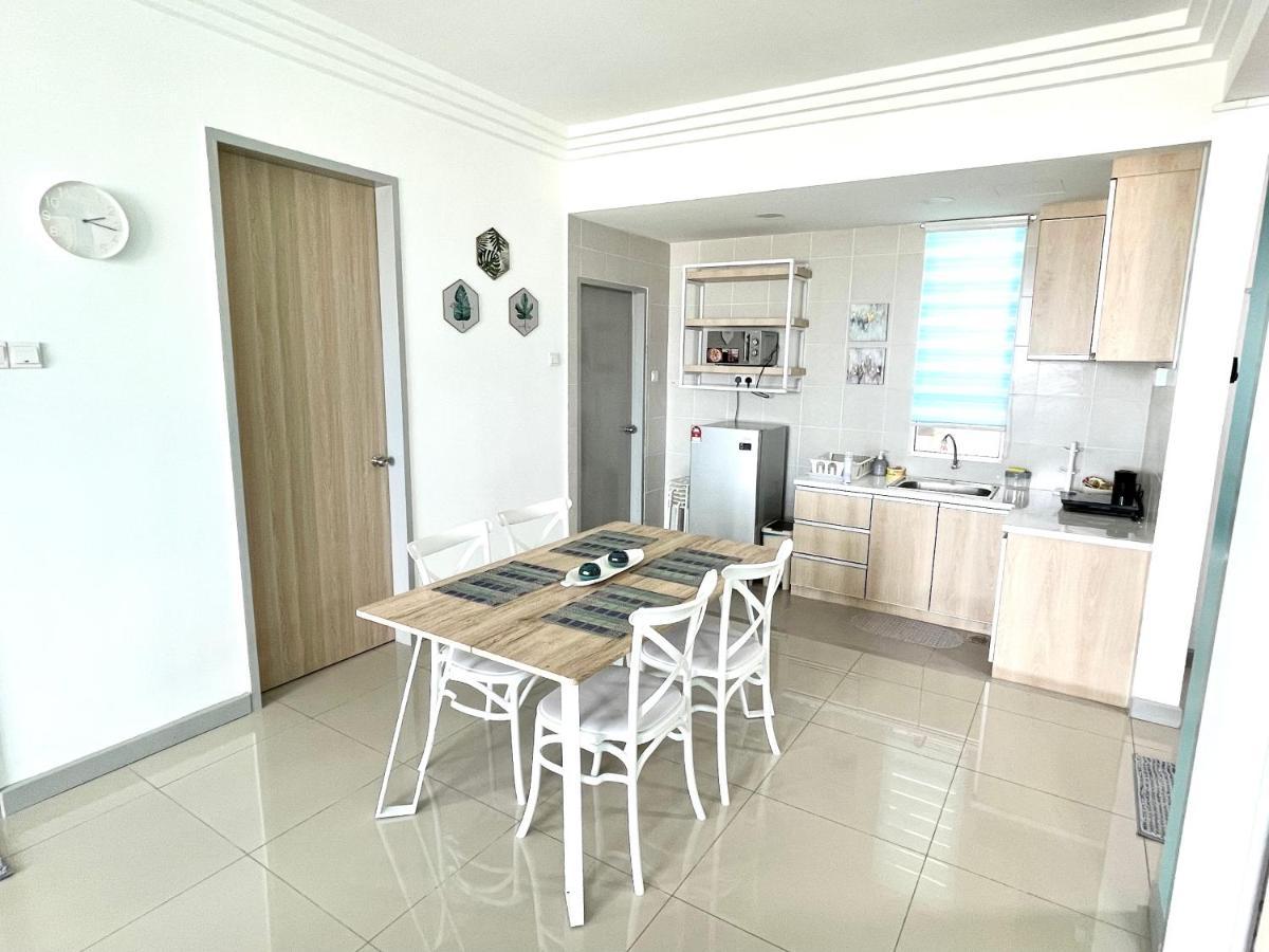 New Seaview Families Suite - Breezy Blue Kuala Terengganu Luaran gambar