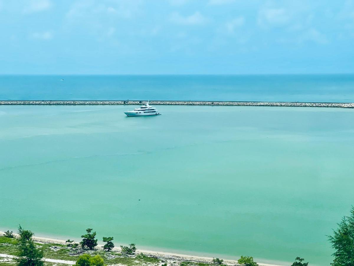 New Seaview Families Suite - Breezy Blue Kuala Terengganu Luaran gambar